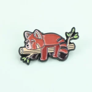 樹枝小熊貓金屬胸章